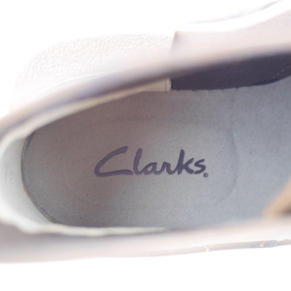 CLARKS Men\'s 9.5 Brown Suede Leather Oiled Chukka Ankle Boots Laced Casual Shoes main image 10